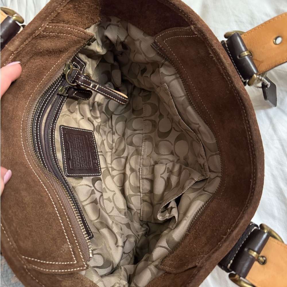 2000s Coach Soho Suede Shoulder Bag - Picture 6 of 10